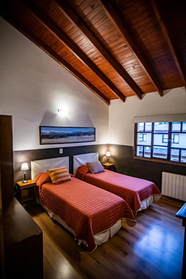 Las Avutardas Hosteria เอลกาลาฟาเต ภายนอก รูปภาพ